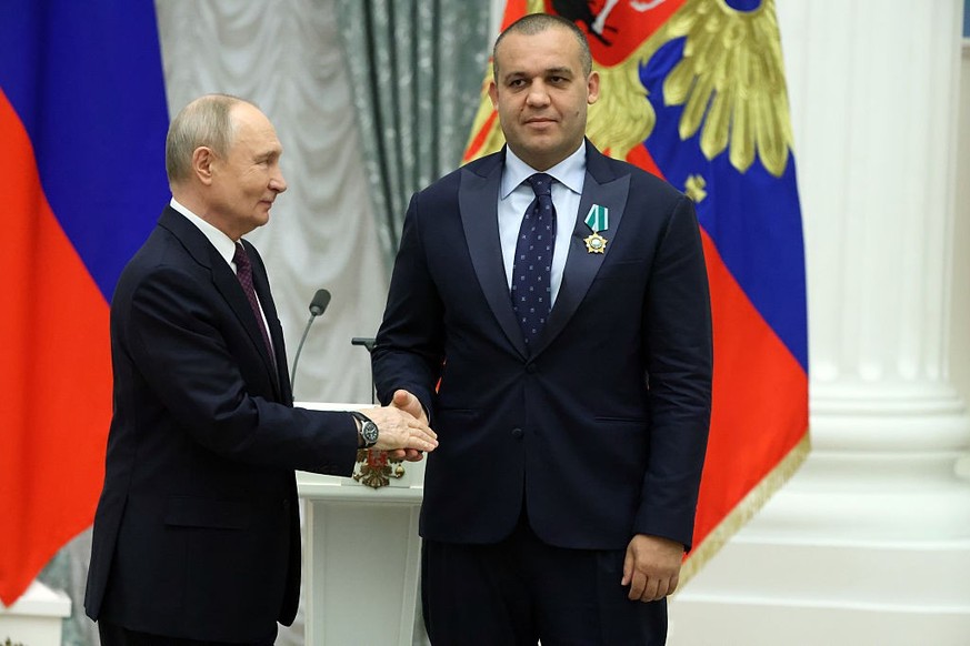 Umar Kremlev et Vladimir Poutine, en avril dernier, au Kremlin.