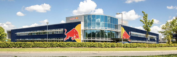 L'usine de Red Bull Racing à Milton Keynes.