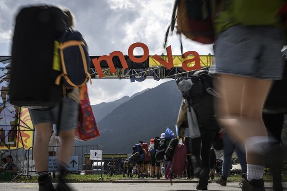 Les scouts arrivent au camping le premier jour du camp scout fédéral, mova, ce samedi 23 juillet 2022 dans la vallée de Conches à Ulrichen. Le plus grand camp scout de tous les temps aura lieu dans la ...