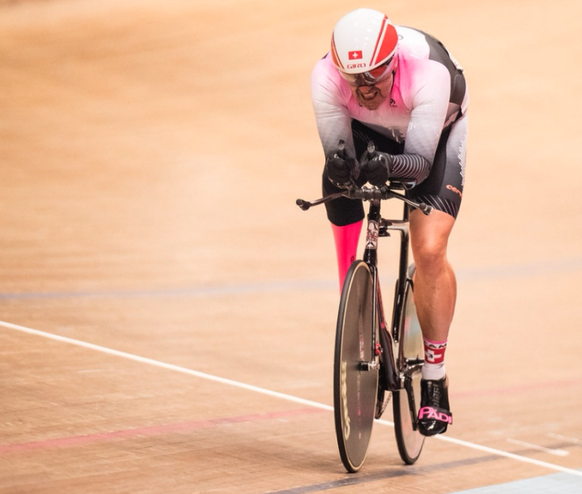 Patrik Ifanger veut représenter le Ghana en cyclisme sur piste.