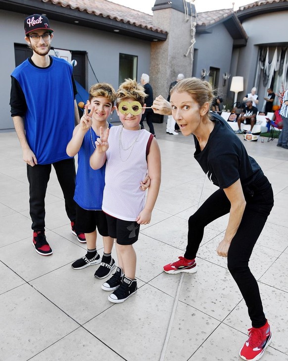 Céline Dion et ses trois fils, René-Charles, Eddy et Nelson.