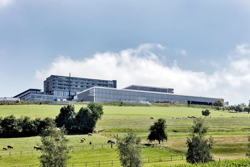 Vue sur la clinique de rééducation de Bellikon.