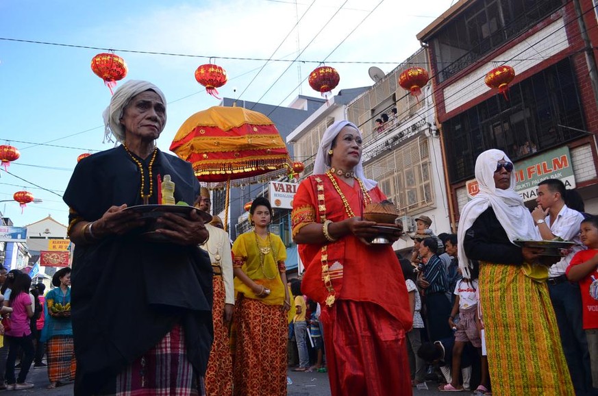 Bugis Indonésie peuple genre identité féminin masculin Bissu