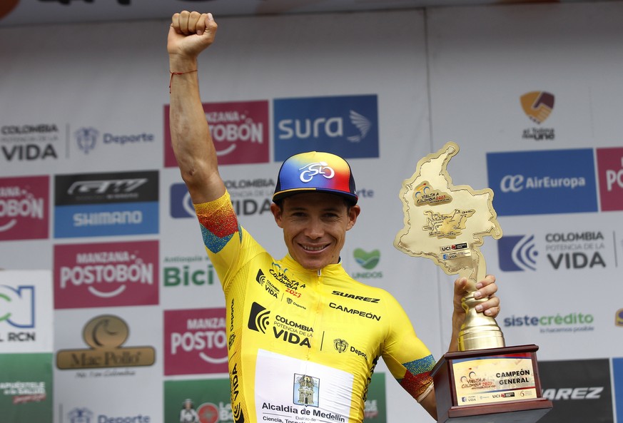 epa10711320 Miguel Angel &#039;Superman&#039; Lopez of Team Medellin celebrates after winning the 73rd edition of the Vuelta a Colombia, in the municipality of La Ceja, Antioquia, Colombia, 25 June 20 ...
