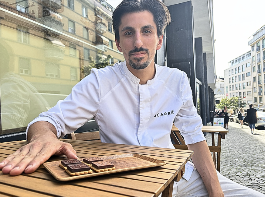 Arnaud Dousse, 28 ans, et sa création choisie ce jeudi par la Municipalité pour incarner officiellement le «chocolat de la Ville de Lausanne».