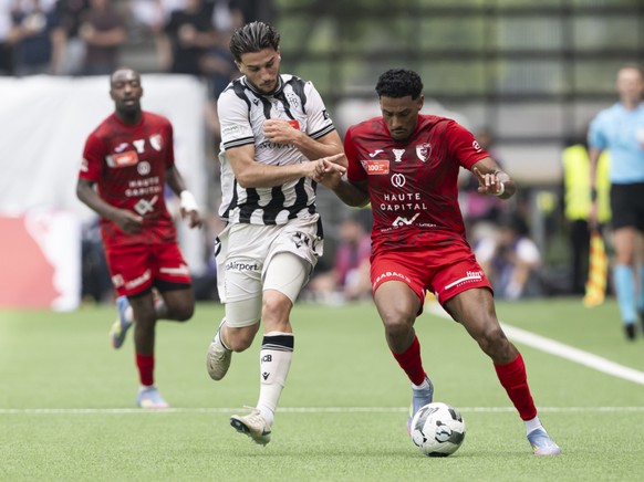 Leon Avdullahu (en blanc) au duel avec le Biennois Lion de Oliveira lors de la fnale de la Coupe de Suisse.