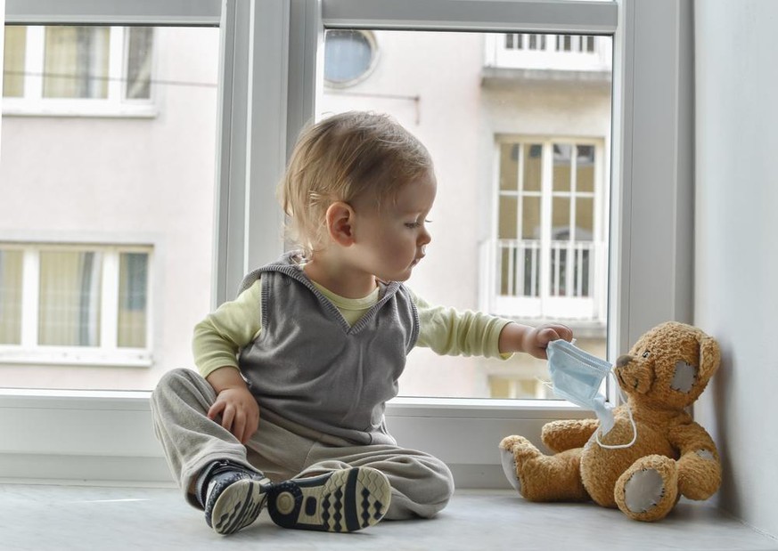 bébé covid maternité enfants couple