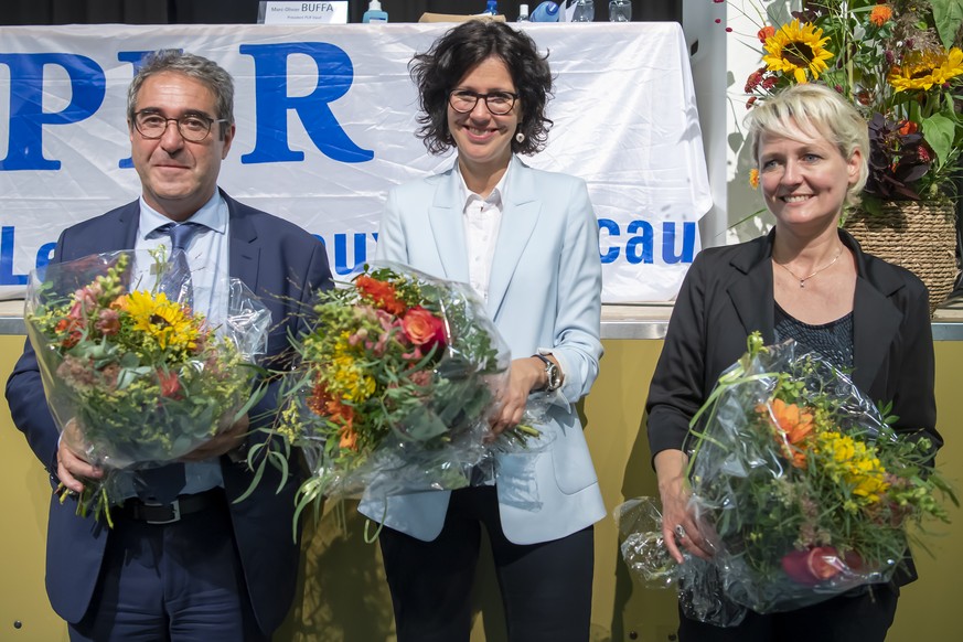 Les candidats, Frederic Borloz, gauche, Christelle Luisier, centre, et Isabelle Moret, droite, ont etes choisis pour representer le PLR, lors du congres du PLR Vaud pour la designation des candidats p ...