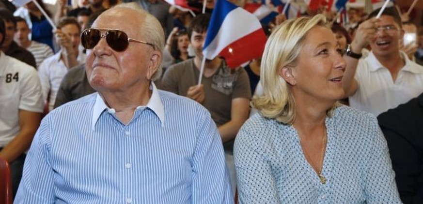 Le Pen, père et fille.