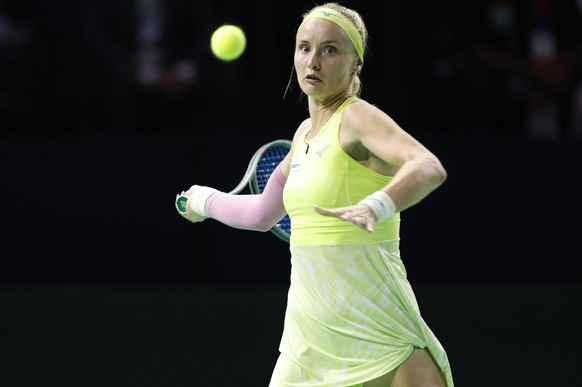 epa11729231 Rebecca Sramkova of Slovakia during her Billie Jean King Cup World Group match against Katie Boulter of the UK, in Malaga, Spain, 19 November 2024. EPA/JORGE ZAPATA