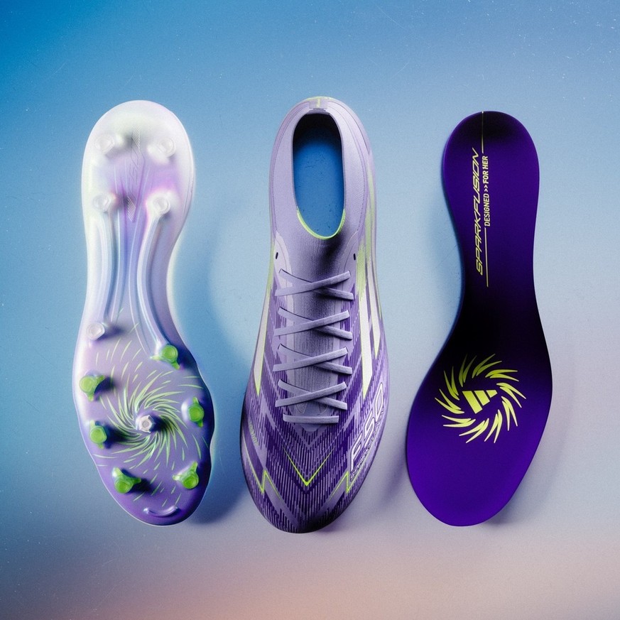 La F50 Sparkfusion, première chaussure de foot d'Adidas spécialement conçue pour les femmes.