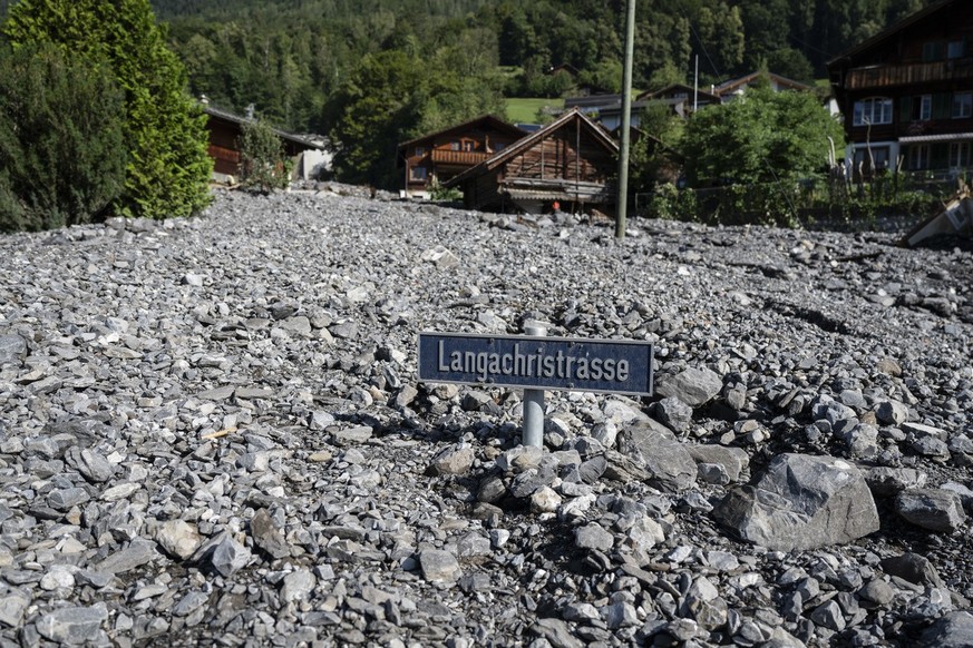 Le village de Brienz (BE) a été enseveli après les orages.