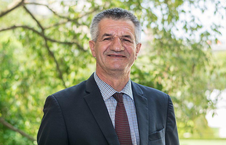 Député français depuis 20 ans, l'original Jean Lassalle ne rempile pas