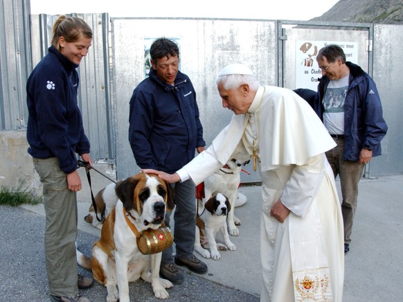 Le pape Beno�t XVI a fait une escapade priv�e � Martigny (VS) � la mi-juillet 2006. Il a rendu visite � la Fondation Barry. Il n&#039;y a en revanche jamais eu de visite officielle du pontifex maximus ...