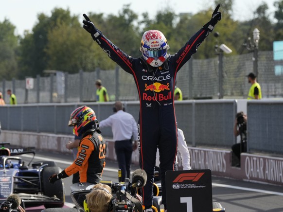 Max Verstappen n&#039;a pas tremblé pour lever les bras sur le célèbre circuit italien.