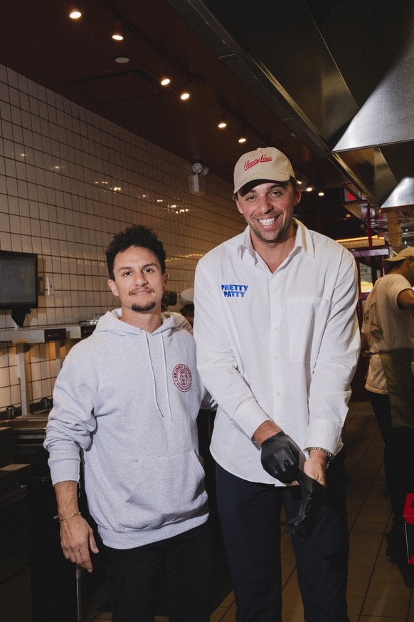 Gonzalo Rubino de Skinny Louie et Adrian Smith de Pretty Patty, heureux de leur collaboration