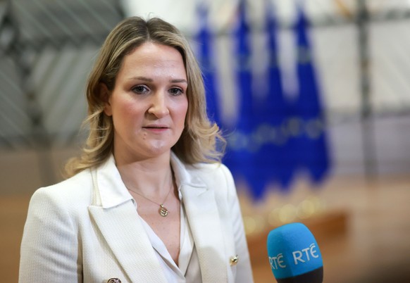 epa12593377 Minister for Foreign Affairs of Ireland Helen McEntee speaks to the media during an EU Foreign Affairs Council in Brussels, Belgium, 15 December 2025. The EU foreign affairs ministers will ...