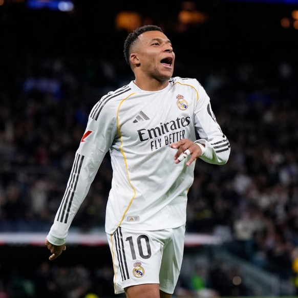 Mbappé est au repos forcé pour au moins 3 semaines