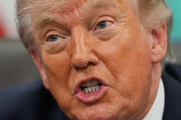 President Donald Trump speaks to reporters as he meets with NASA's Artemis II astronauts Victor Glover, Christina Koch, Reid Wiseman and Jeremy Hansen in the Oval Office of the White House, Wedne ...