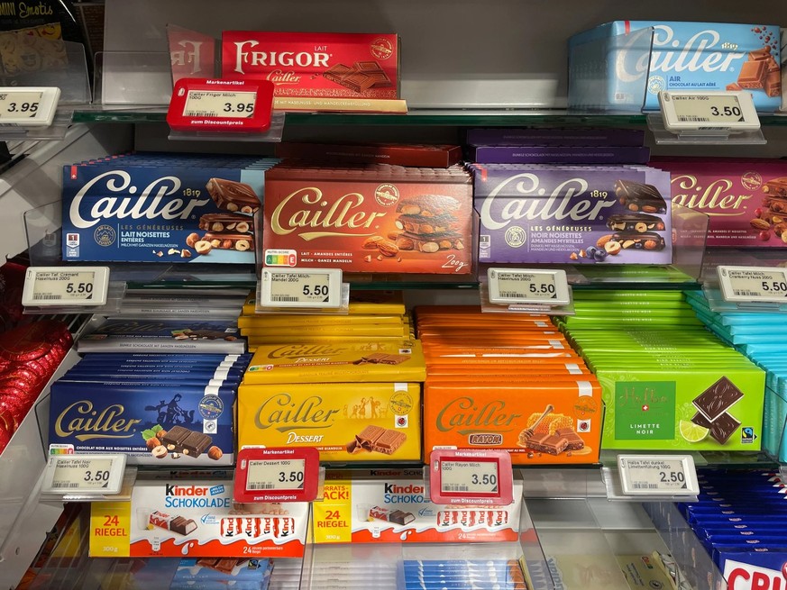 Chez Coop, les tablettes de chocolat Cailler coûtent désormais 3,50 francs pour 100 grammes et 5,50 francs pour 200 grammes.