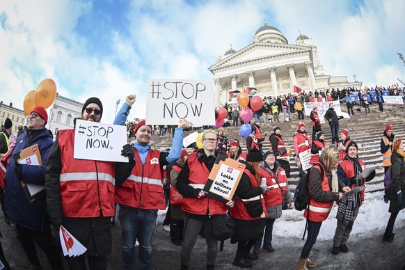epa11117851 People protest against the government&#039;s decisions at the Senate square in Helsinki, Finland, 01 February 2024. About 300,000 Finnish workers started organizing a two-day strike to pro ...
