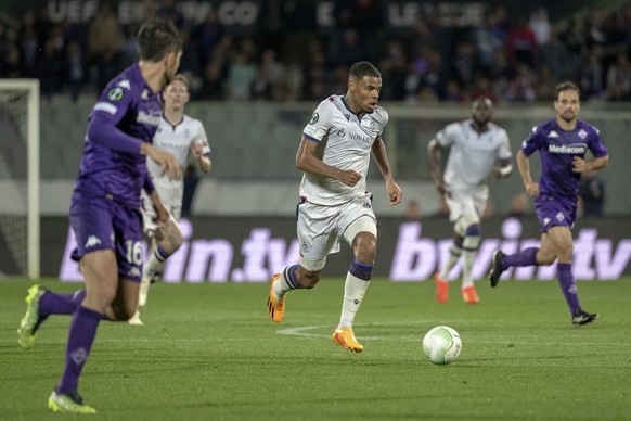ARCHIVBILD ZUR STORY ZU ANDY DIOUF --- Basel&#039;s Andy Diouf, center, during the UEFA Conference League semifinal first leg match between Italy&#039;s ACF Fiorentina and Switzerland&#039;s FC Basel  ...