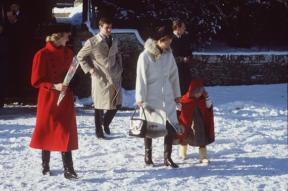 SANDRINGHAM, UNITED KINGDOM - DECEMBER 29: Members Of The Royal Family Returning Home In The Snow From A Church Service. (l To R) Princess Diana, Prince Andrew, Princess Anne And Zara Phillips. (Photo ...