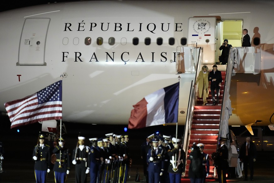 Le président français Emmanuel Macron et son épouse Brigitte Macron sont arrivés aux Etats-Unis.