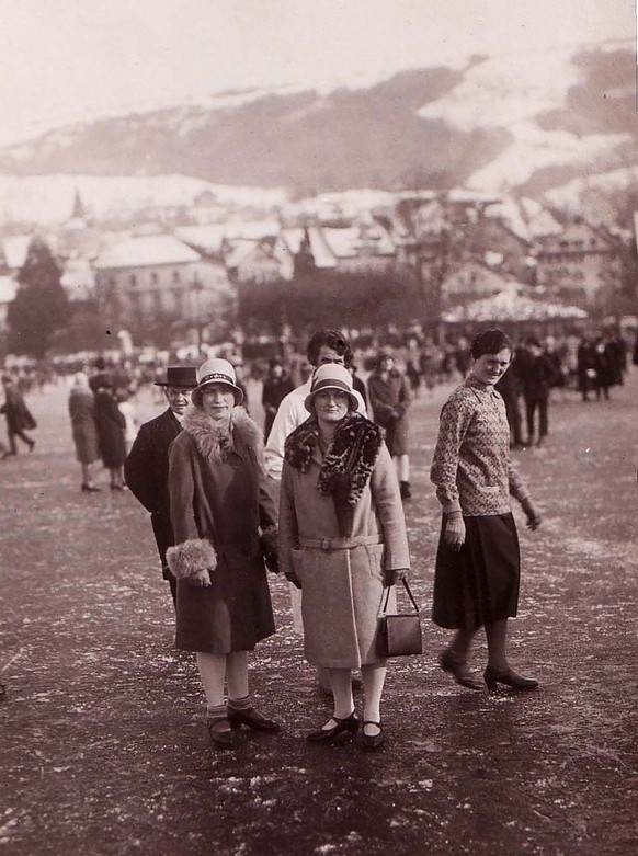Mode de l’année 1929, une année où le lac de Zoug gela complètement.