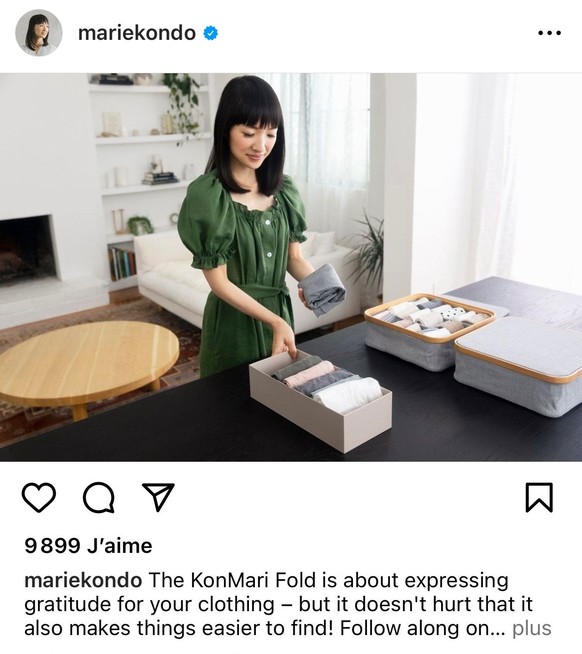 Le 12 mai 2022, Marie Kondo conseillait d&#039;exprimer de la gratitude aux vêtements.