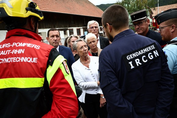 La Première ministre Elisabeth Borne s'est rendue sur place.