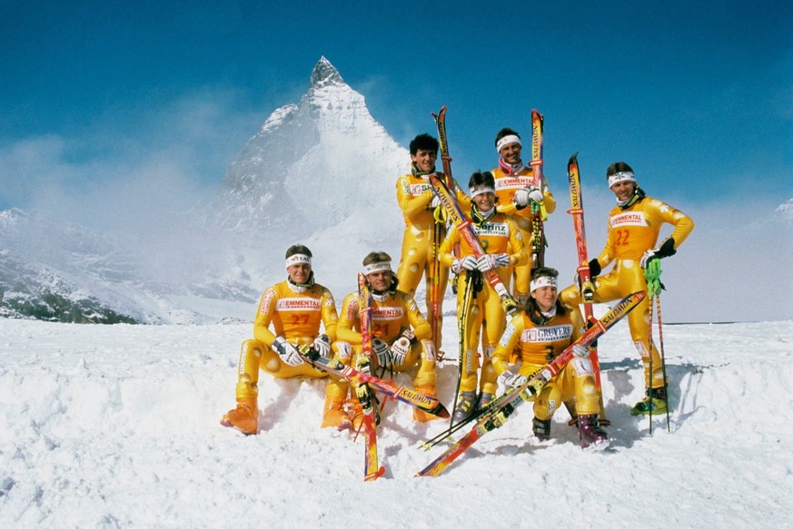 Trois monuments suisses: le fromage, le Cervin et l'équipe nationale de ski.