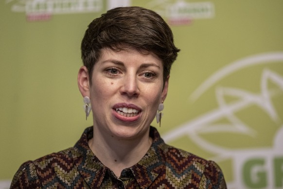 Lisa Mazzone, Praesidentin, von der Gruenen Partei spricht an einem Point de Presse zum Urteil des Europaeischen Gerichtshof fuer Menschenrechte, EGMR, am Dienstag, 9. April 2024, in Bern. Der EGMR ha ...