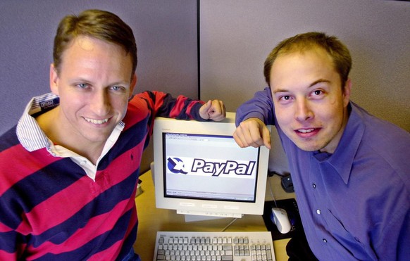 Le PDG de Paypal, Peter Thiel, et son cofondateur, Elon Musk (à droite), en 2000.