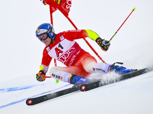 Marco Odermatt a triomphé pour la 3e fois à Sölden