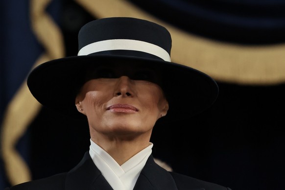 epa11839128 Melania Trump attends the inauguration of US President-elect Donald Trump in the Rotunda of the US Capitol in Washington, DC., USA, 20 January 2025. US President-elect Donald Trump will be ...