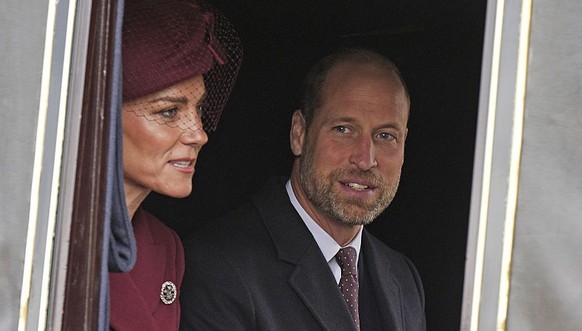 WINDSOR, ENGLAND - SEPTEMBER 17: William, Prince of Wales and Catherine, Princess of Wales during a carriage procession through the Windsor Estate at Windsor Castle during US President Donald Trump&#0 ...