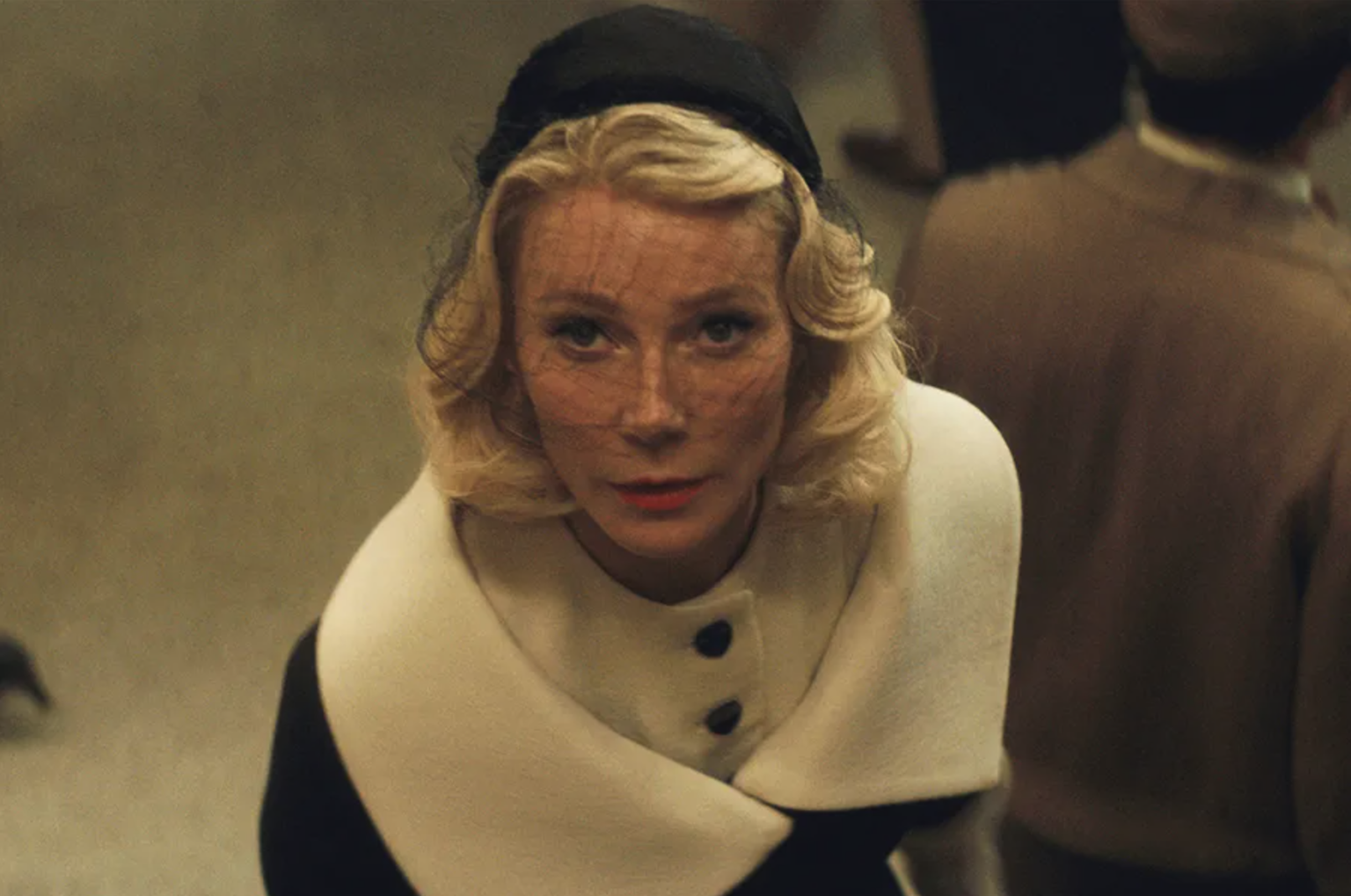 Le film marque le retour à l'écran de Gwyneth Paltrow, bien meilleure actrice qu'influenceuse.