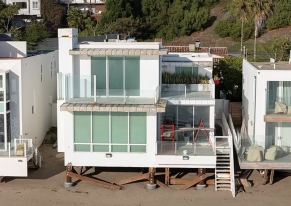 Sa maison en bord de mer à Malibu n'est plus.