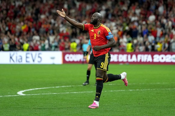 epa13068253 Romelu Lukaku of Belgium celebrates after scoring his team's 4th goal during the FIFA World Cup 2026 group stage match New Zealand against Belgium, in Vancouver, Canada, 26 June 2026. ...