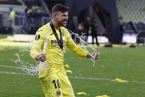 Alberto Moreno fête le sacre de Villarreal en Europa League le 26 mai dernier contre Manchester United.