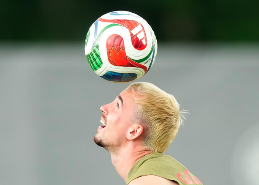 Liam Millar compte 42 sélections avec le Canada.