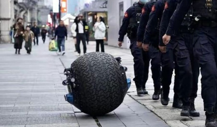 La police chinoise fait un bond dans le futur avec ce robot