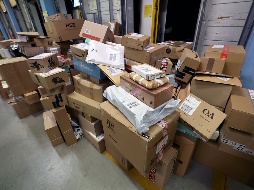 Depuis le Black Friday, la Poste a traité un million de colis par jour