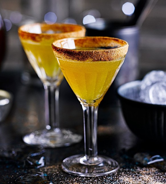 http://www.jamieoliver.com/recipes/martini-recipes/winter-sidecar/#pmdZBemJQ3q1CWB0.97 winter sidecar winter cocktails