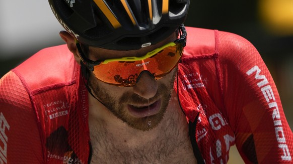 damiano caruso s&#039;en est allé seul mardi et si ses lunettes sont rouge feu, ce n&#039;est pas seulement parce que ses verres sont teintés: sur certaines parties du Port de Lers, un col pyrénéen de ...