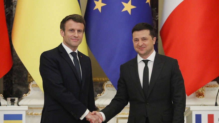 Macron Zelensky armes UE guerre Ukraine Russie France