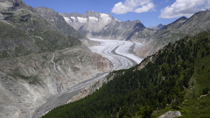 The Swiss Aletsch glacier, the longest glacier in Europe, pictured next to Riederalp, Switzerland, Monday, July 11, 2022. The Aletsch Glacier, a river of ice that stretches over 23 km from its formati ...