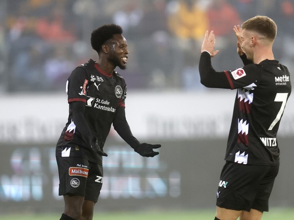 La joie d&#039;Aliou Baldé (à gauche) après l&#039;ouverture du score.