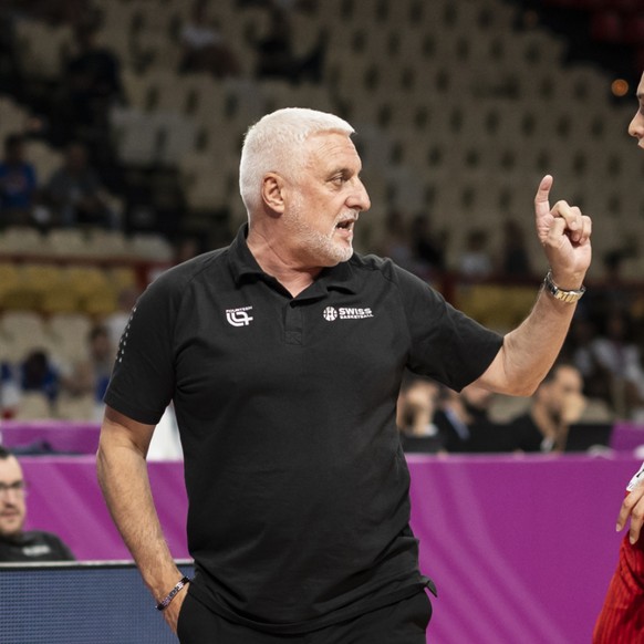 François Gomez et ses joueuses rentrent d&#039;Angleterre avec une défaite (archives).